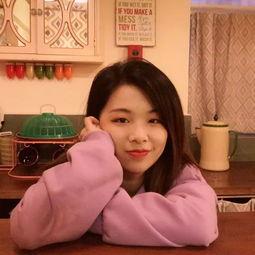 女主进娱乐圈为了吃瓜,为吃瓜而奋斗的追梦之路